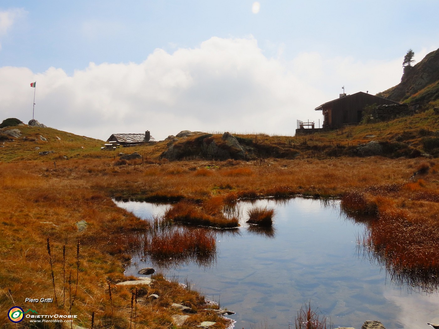 63 Ecco i laghetti dai quali ha preso nome la Baita Laghetti.JPG